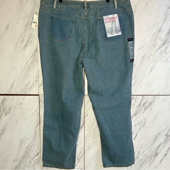 NEW Liz Claiborne Woman Straight Leg Stretch Jeans SZ 22W - Picture 2 of 4
